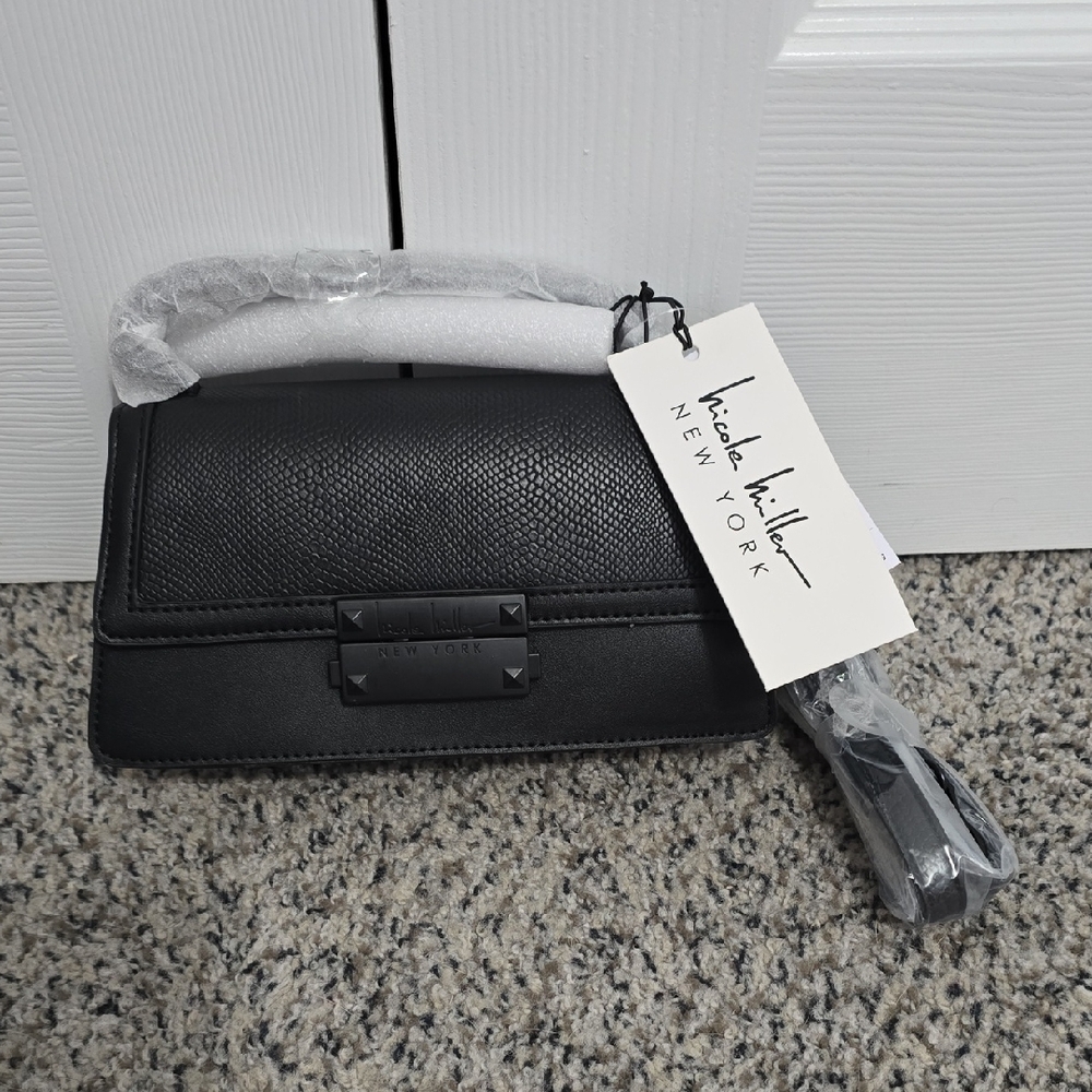 🆕️ Nicole Miller Black Purse